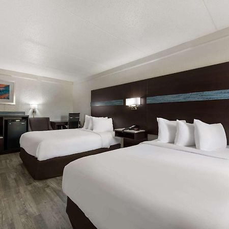 Quality Inn & Suites Airport Charlotte Dış mekan fotoğraf