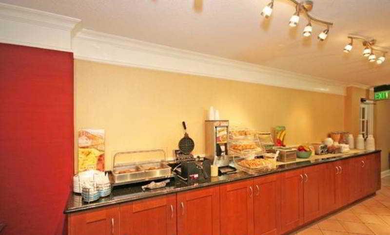 Quality Inn & Suites Airport Charlotte Dış mekan fotoğraf
